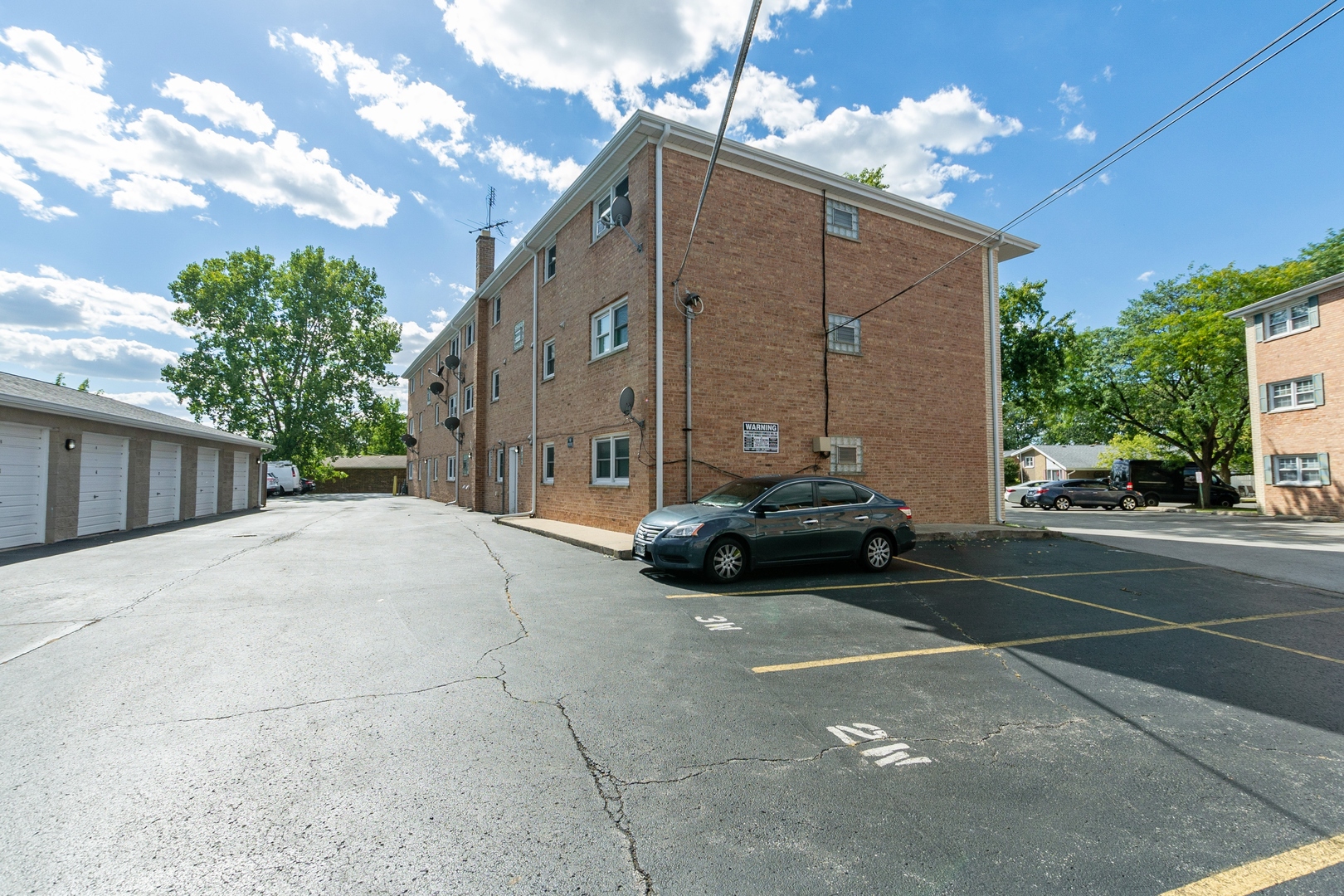 17421 70th Avenue #2W, Tinley Park, IL 60477