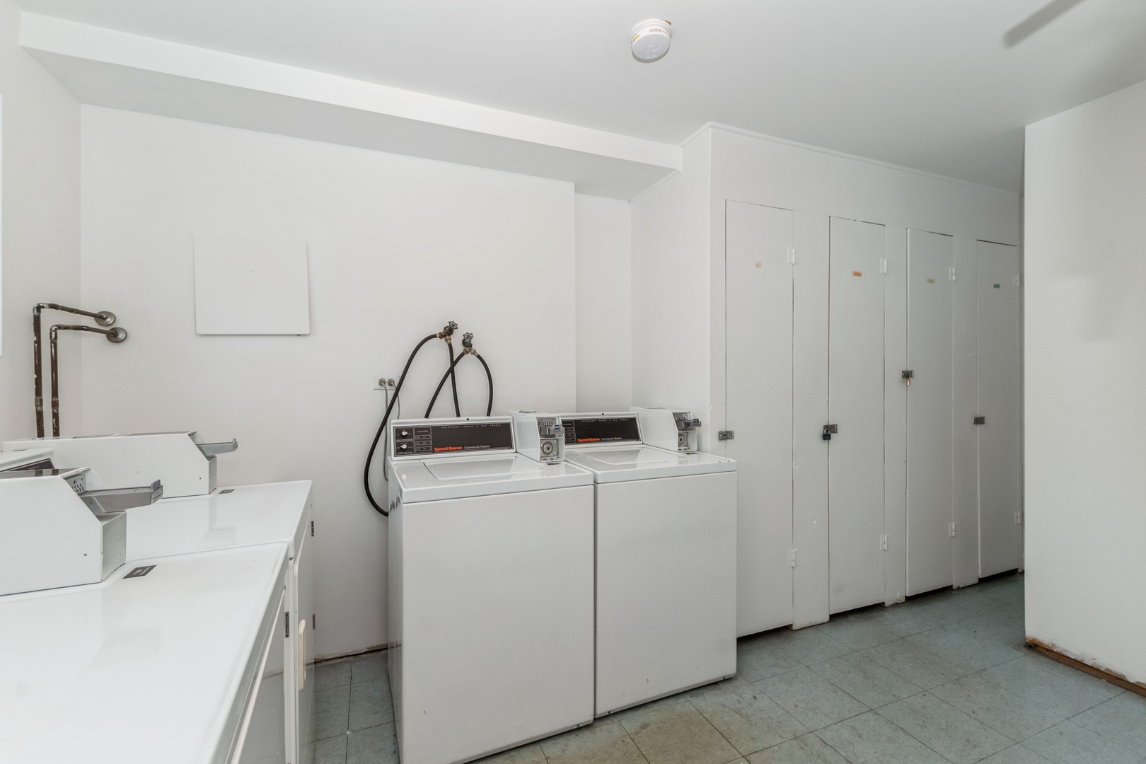 17421 70th Avenue #2W, Tinley Park, IL 60477