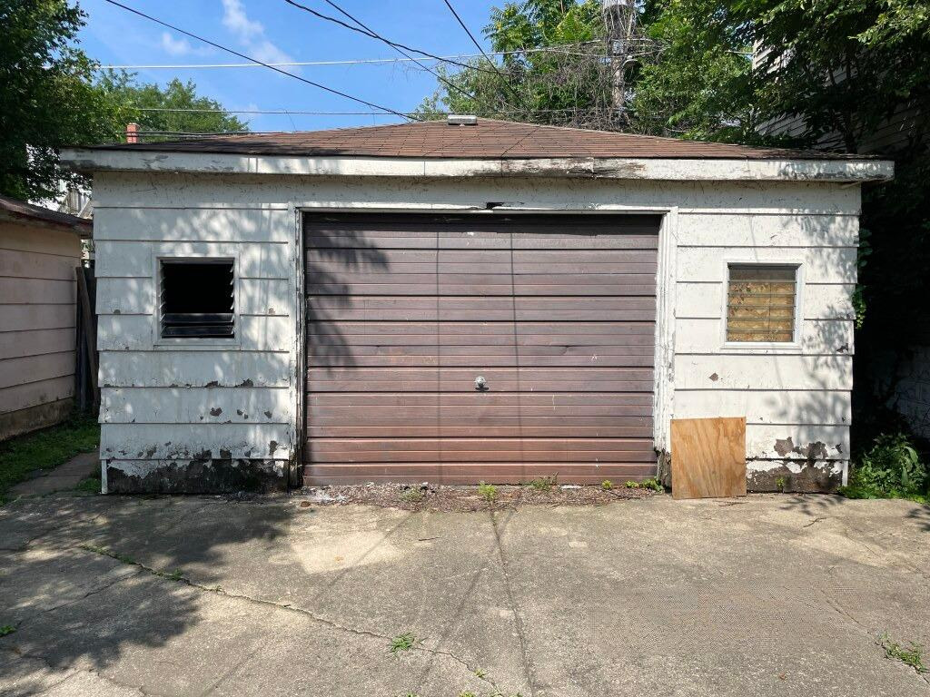 7814 S Drexel Avenue, Chicago, IL 60619