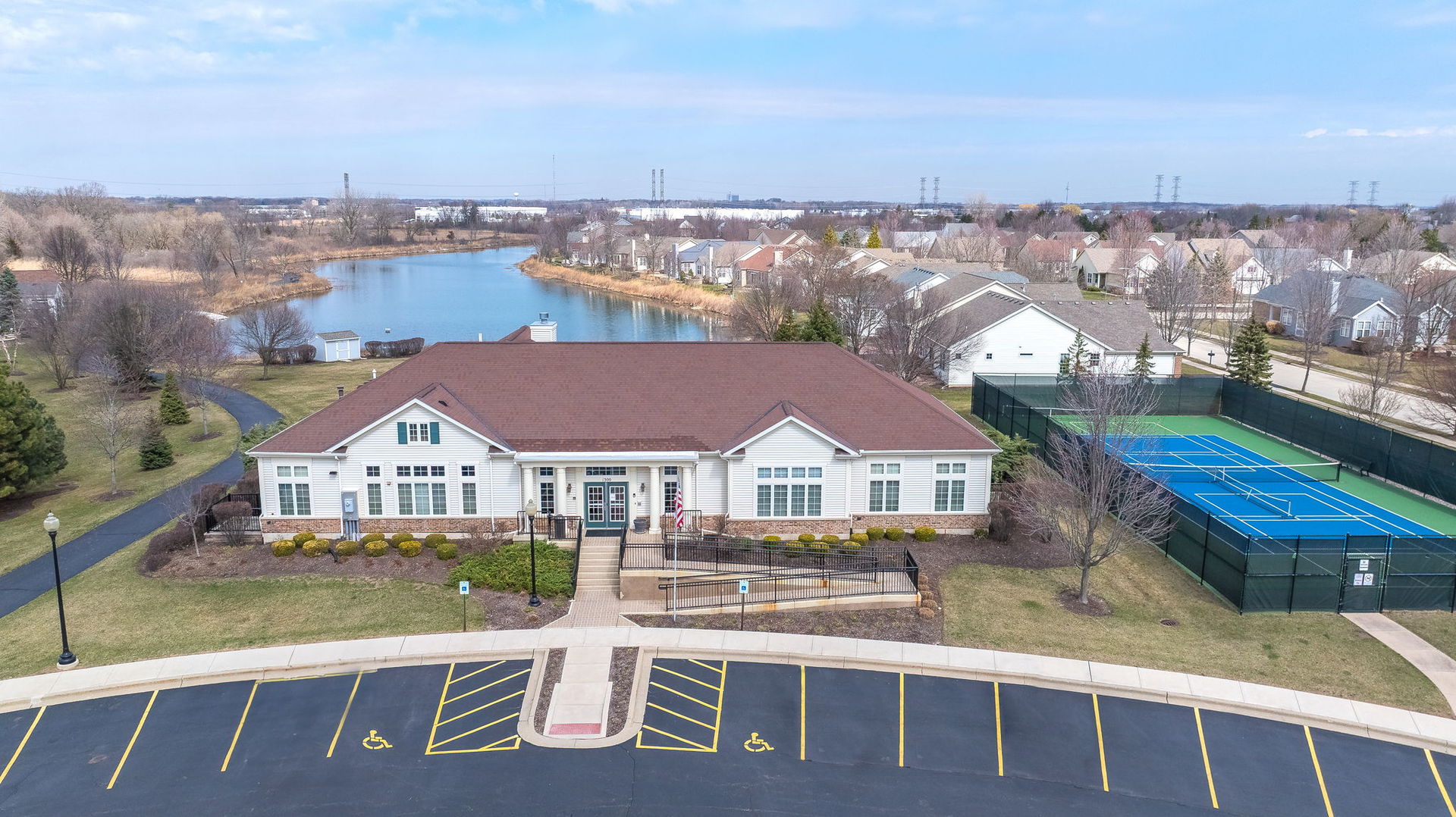 1834 Highbury Lane, Aurora, IL 60502
