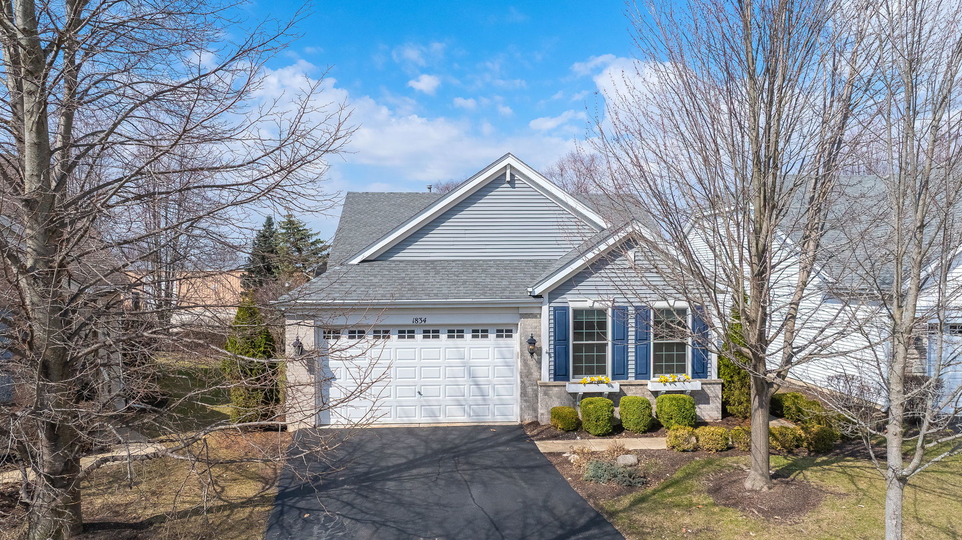 1834 Highbury Lane, Aurora, IL 60502