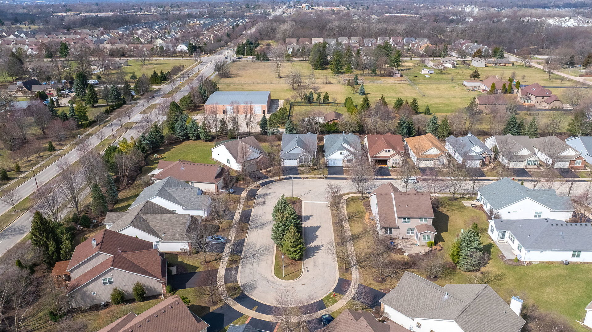1834 Highbury Lane, Aurora, IL 60502