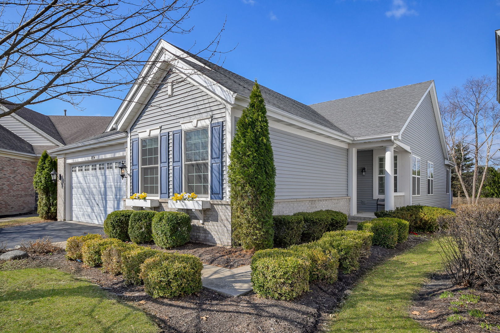 1834 Highbury Lane, Aurora, IL 60502