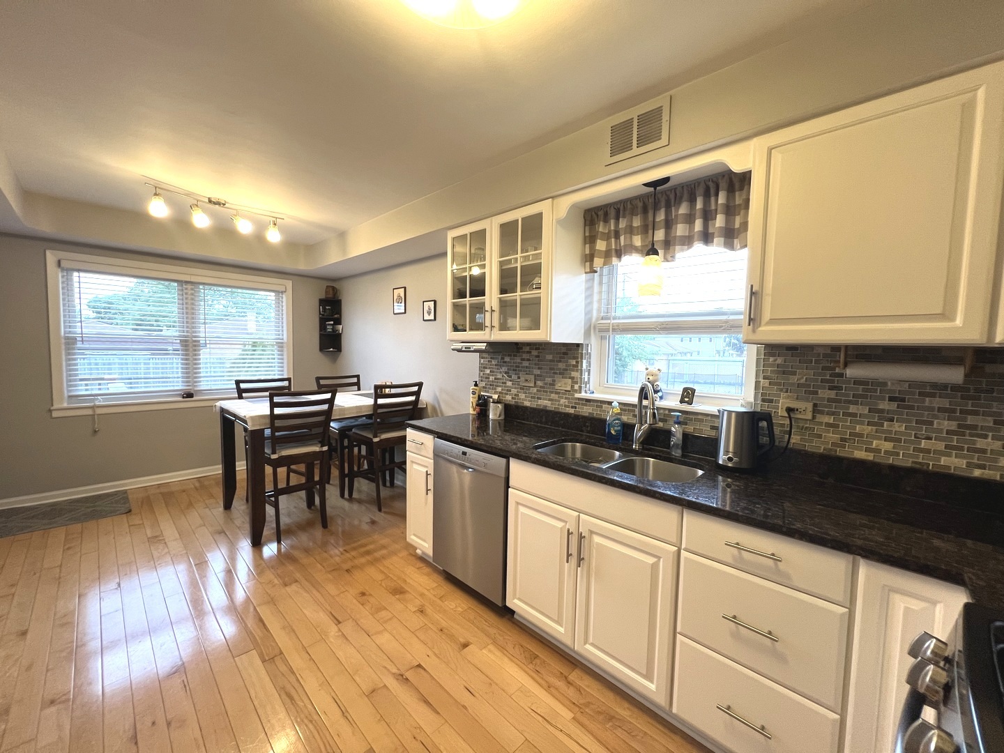 8809 Oleander Avenue, Morton Grove, IL 60053