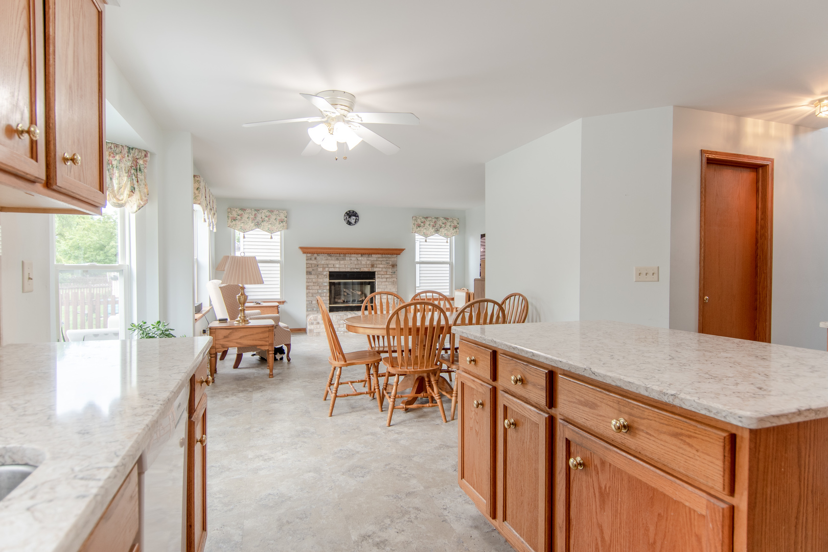 1607 GRAND HIGHLANDS Drive, Plainfield, IL 60586