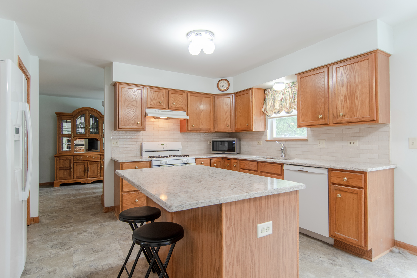 1607 GRAND HIGHLANDS Drive, Plainfield, IL 60586