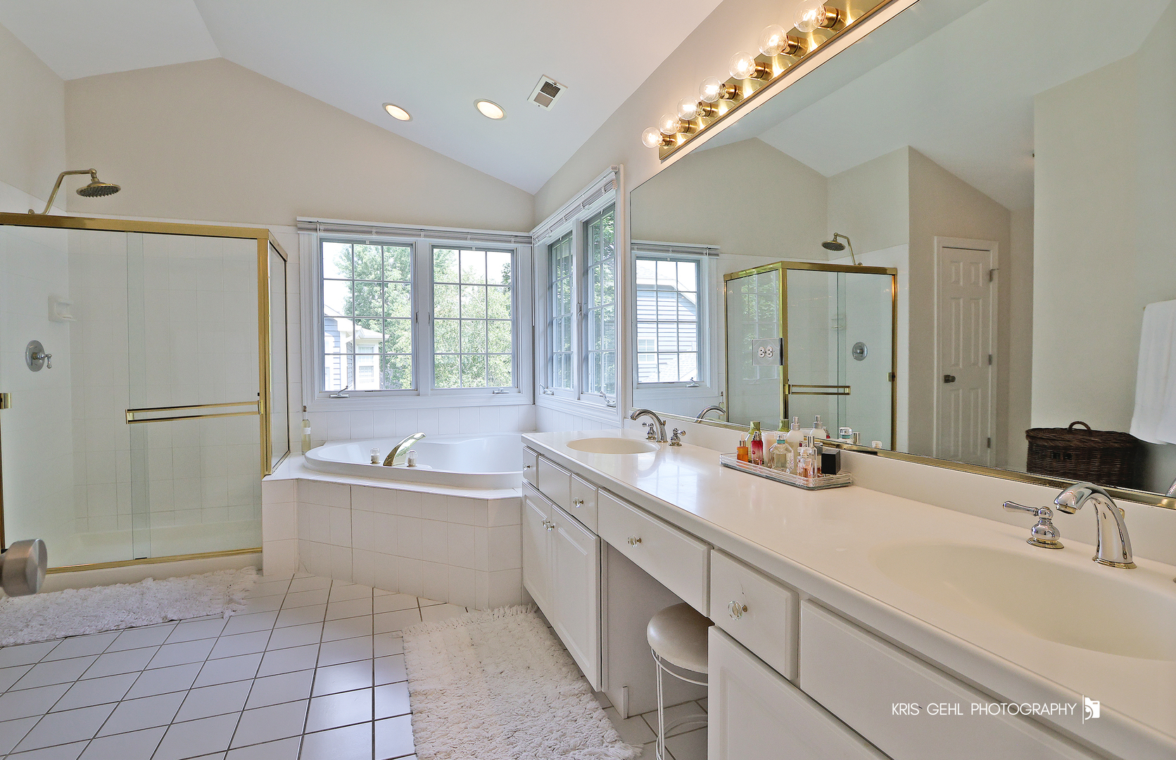 1904 Halifax Street, Libertyville, IL 60048