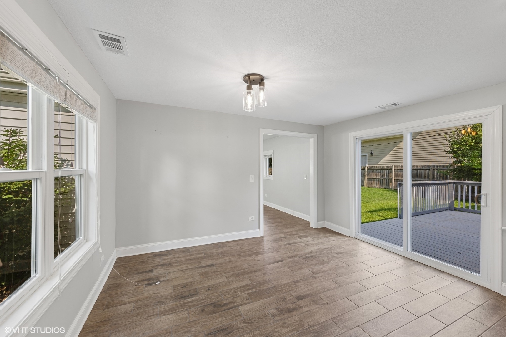 132 MOHAWK Drive, Clarendon Hills, IL 60514