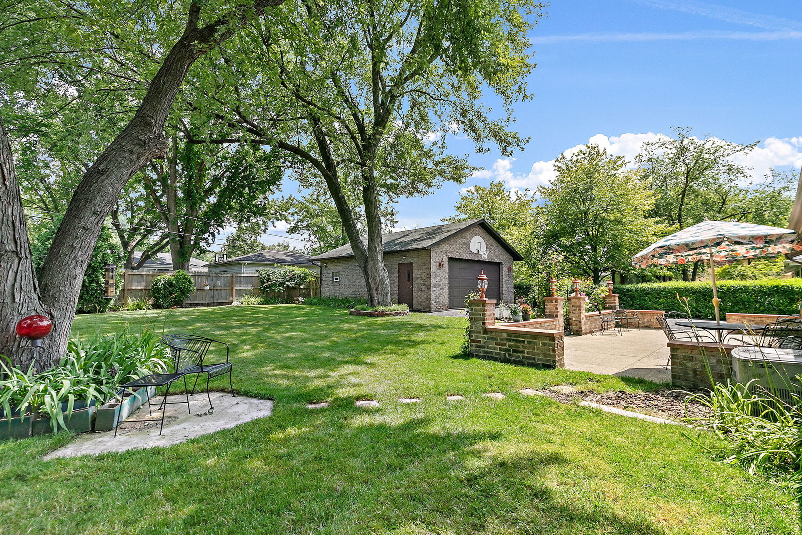 385 illinois Boulevard, Hoffman Estates, IL 60169