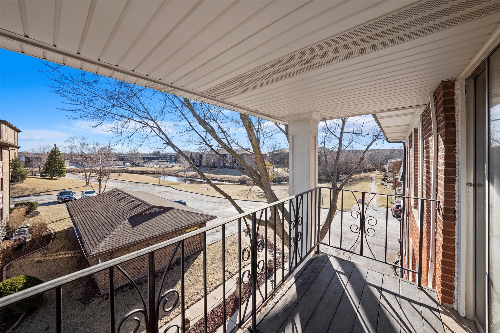 5721 CIRCLE Drive #304, Oak Lawn, IL 60453