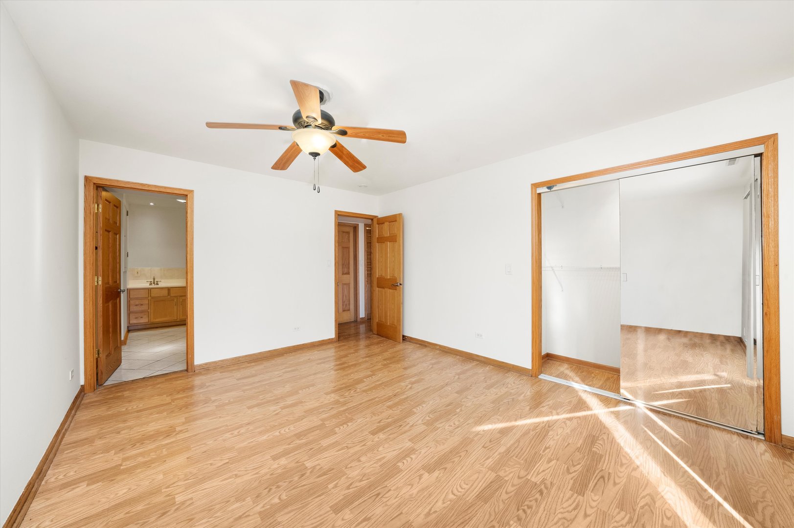 5721 CIRCLE Drive #304, Oak Lawn, IL 60453