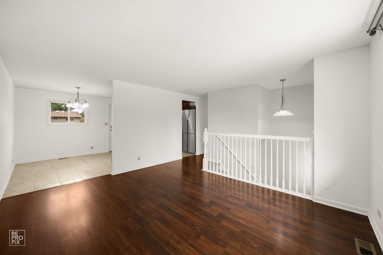 728 Boxwood Drive, Schaumburg, IL 60193