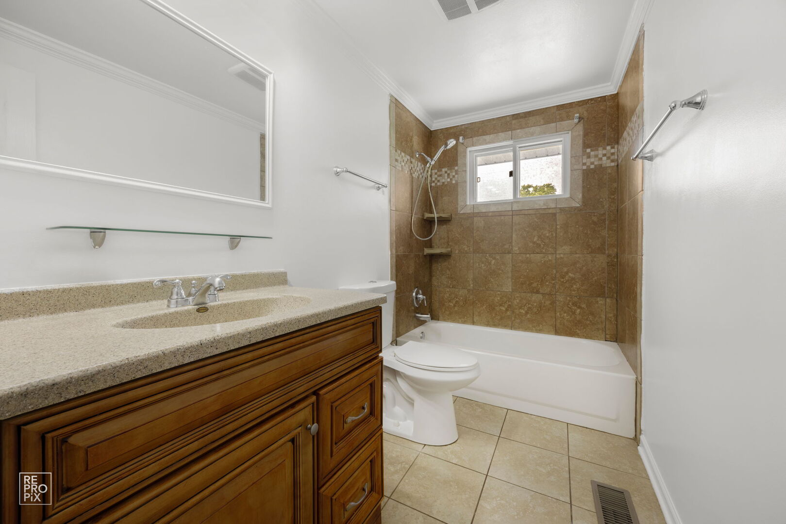 728 Boxwood Drive, Schaumburg, IL 60193