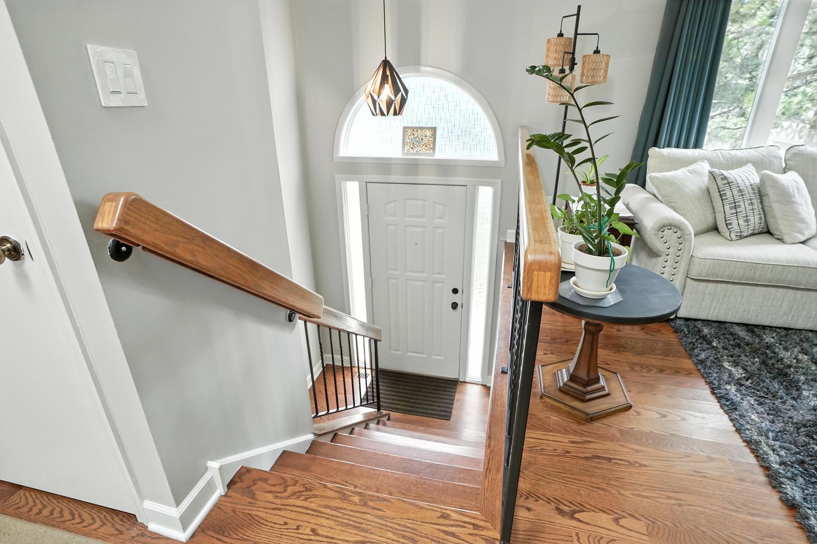 9334 DRUMMOND Drive #9334, Tinley Park, IL 60487