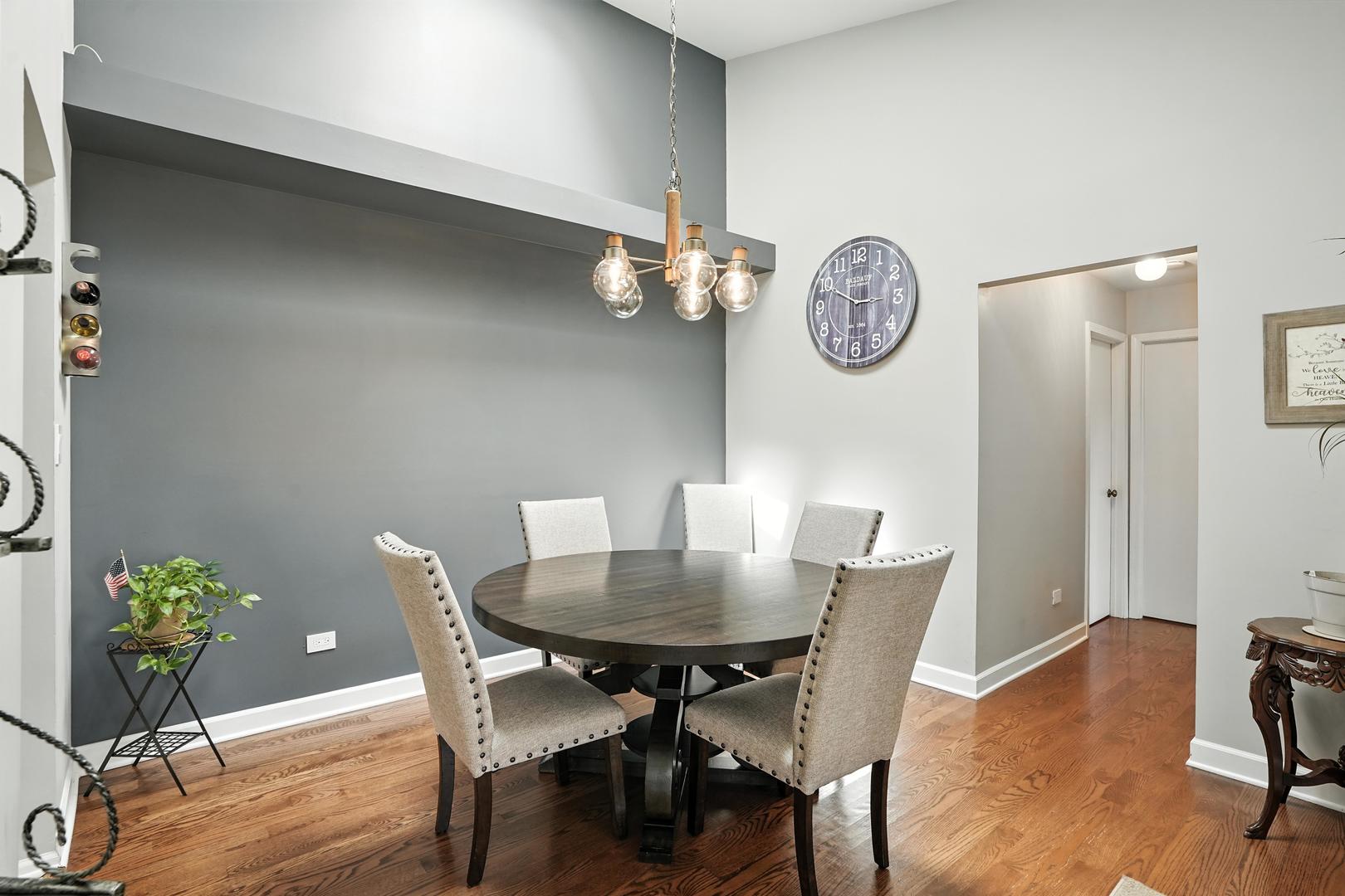 9334 DRUMMOND Drive #9334, Tinley Park, IL 60487