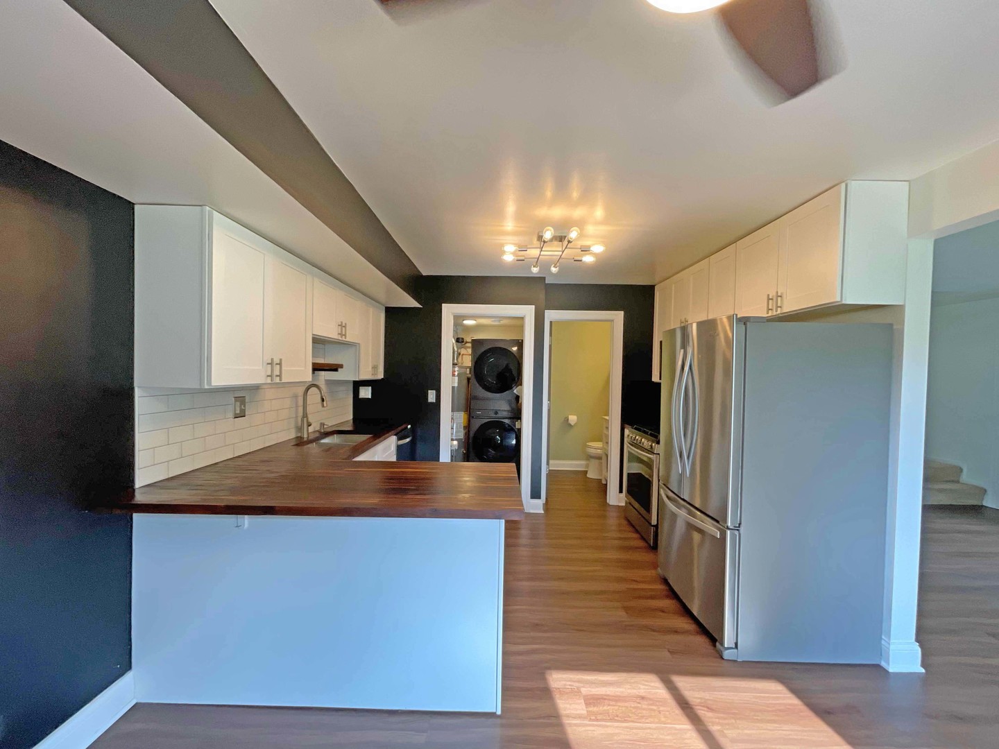 211 E Oneida Avenue #G, Bartlett, IL 60103