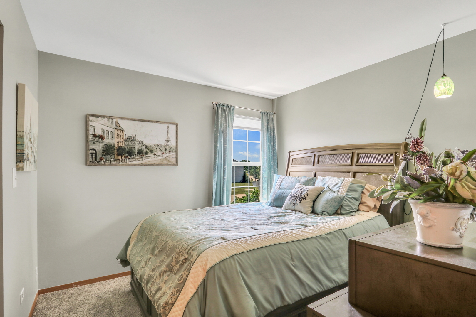 1111 Pheasant Run, Zion, IL 60099