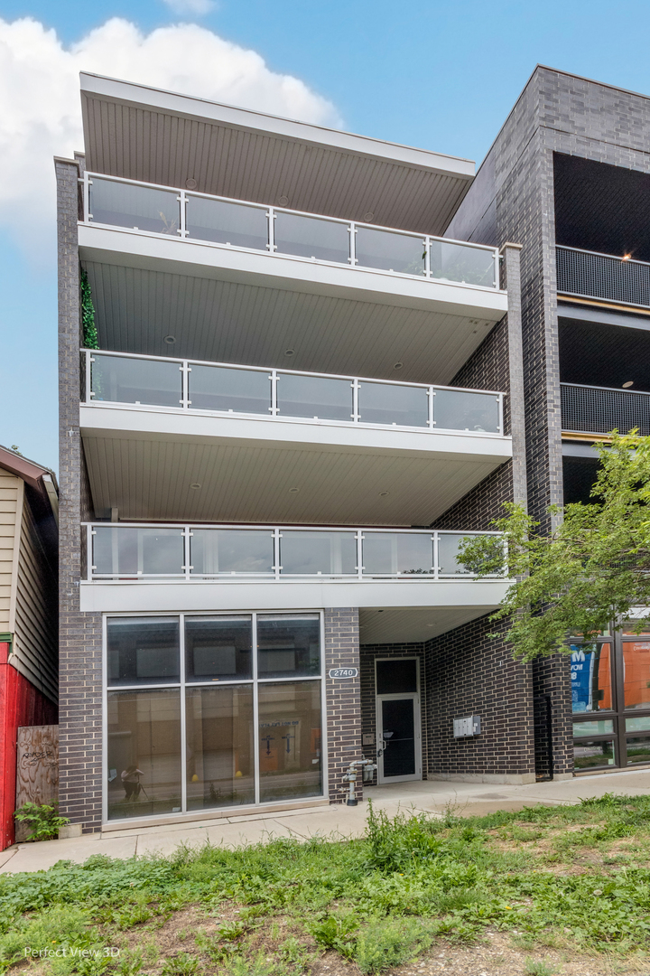 2740 W Chicago Avenue #3, Chicago, IL 60622