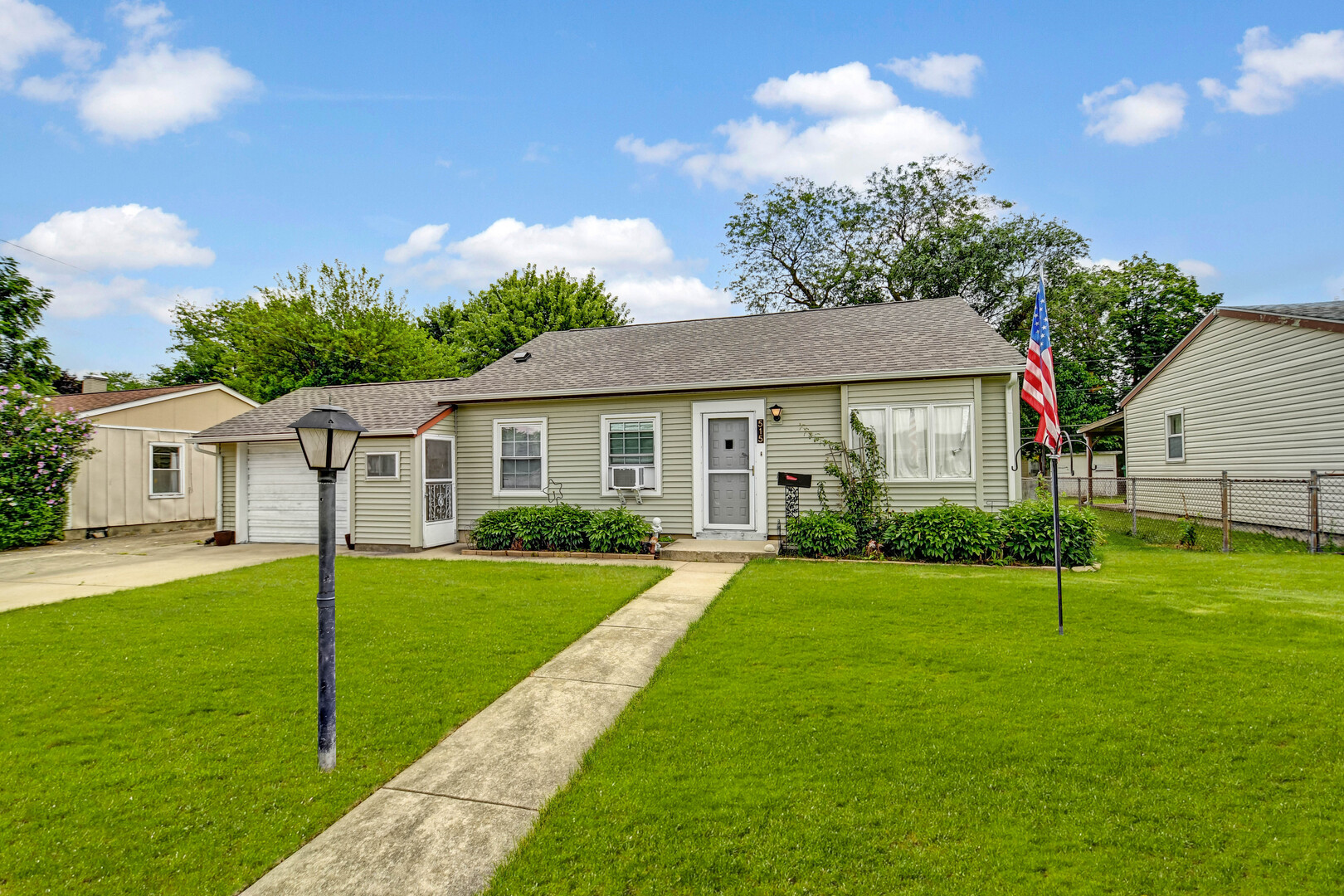 515 Concord Avenue, Romeoville, IL 60446