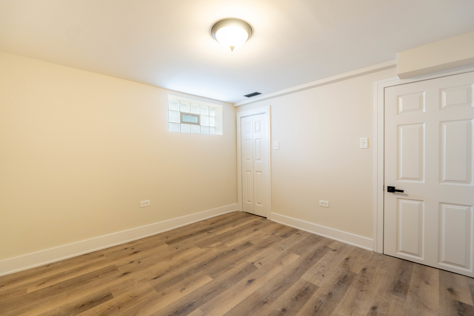 131 E 122nd Street, Chicago, IL 60628