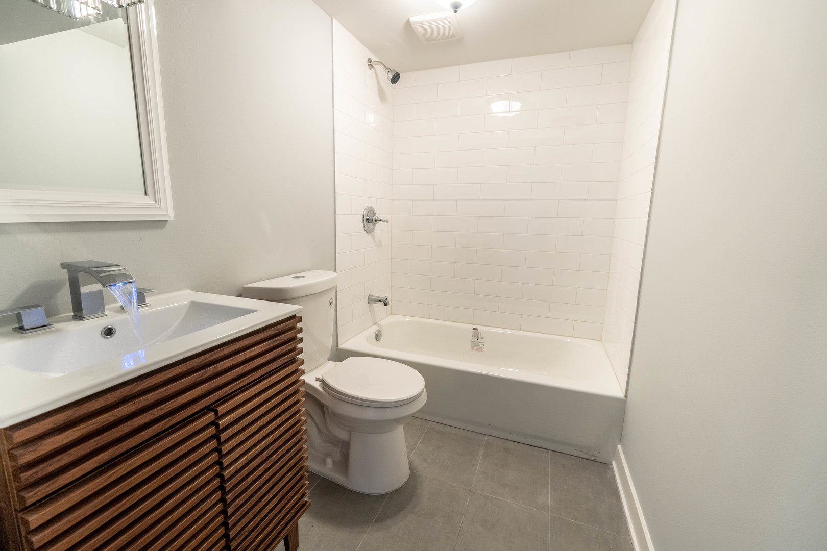 131 E 122nd Street, Chicago, IL 60628