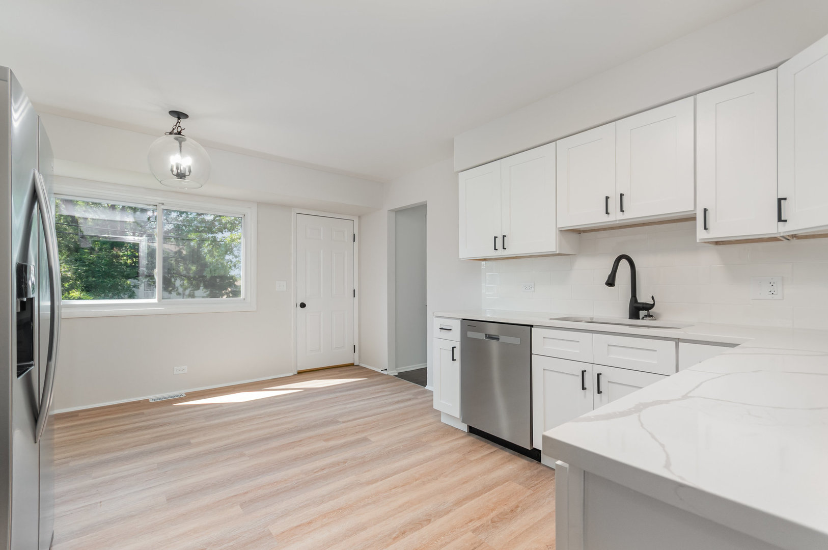 47 W Central Avenue, Lombard, IL 60148