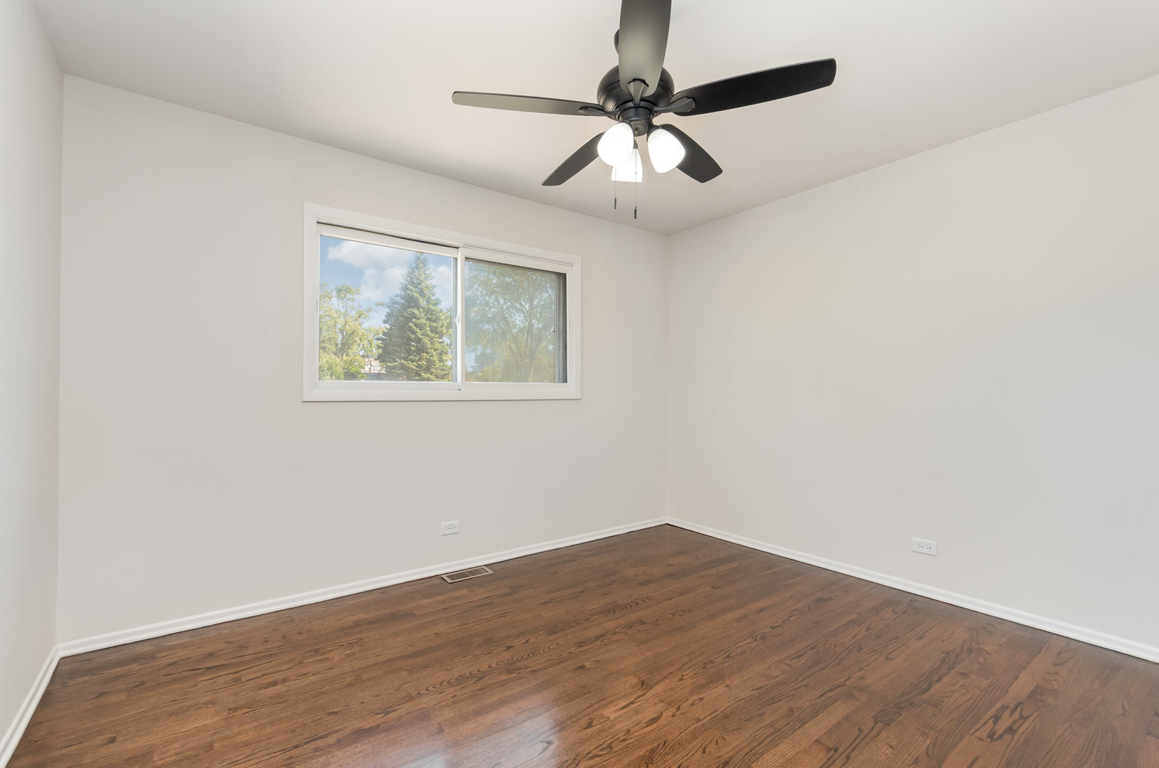 47 W Central Avenue, Lombard, IL 60148