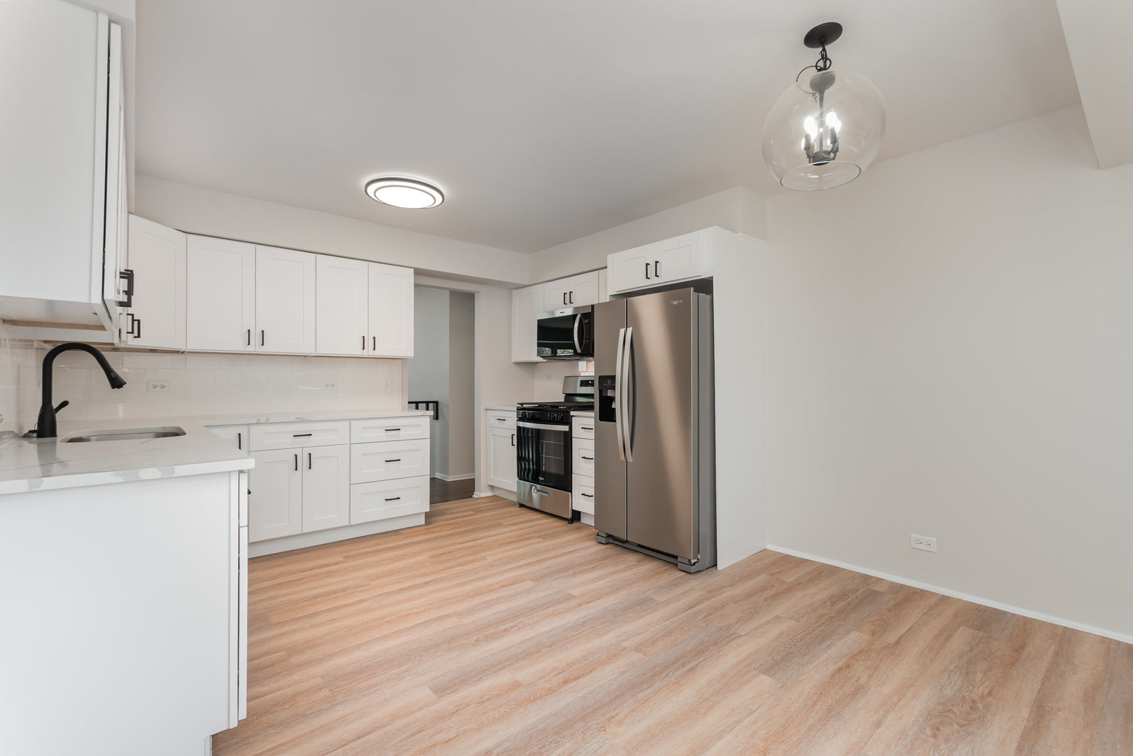 47 W Central Avenue, Lombard, IL 60148