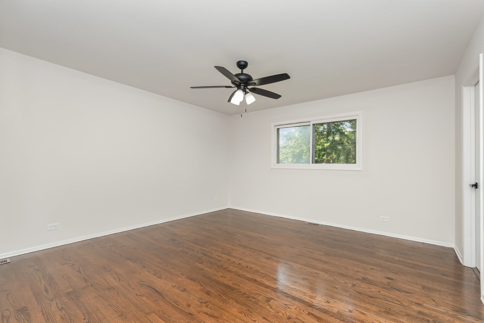 47 W Central Avenue, Lombard, IL 60148