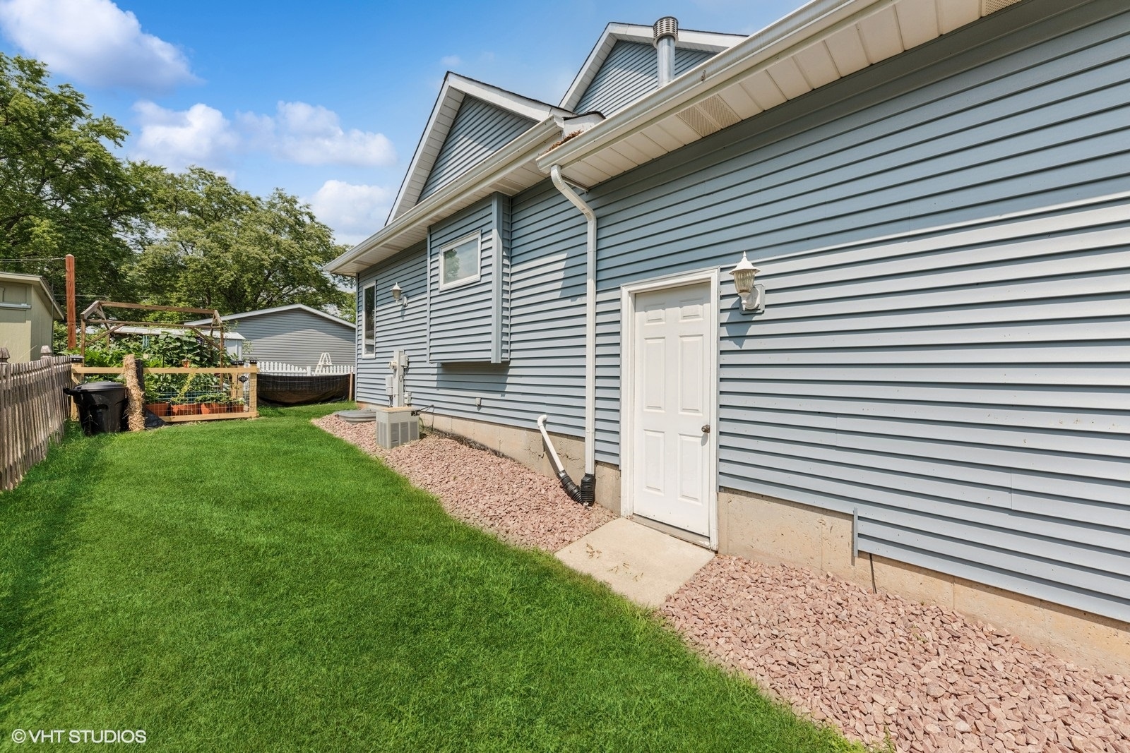 5408 W Valley Drive, Richmond, IL 60071