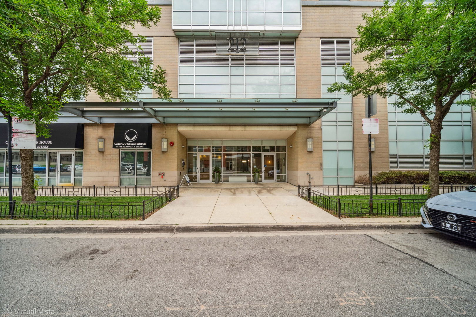 212 E Cullerton Street #1209, Chicago, IL 60616