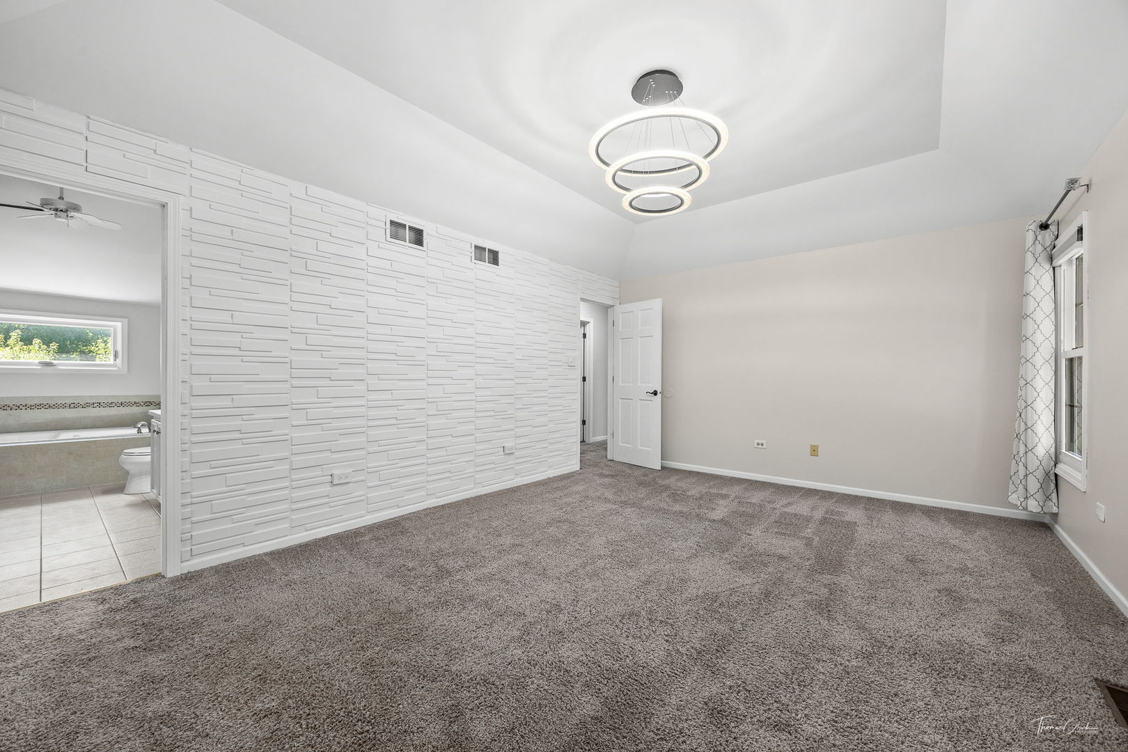 560 Boardman Circle, Bolingbrook, IL 60440