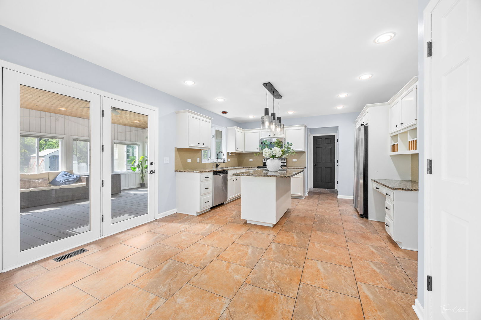 560 Boardman Circle, Bolingbrook, IL 60440