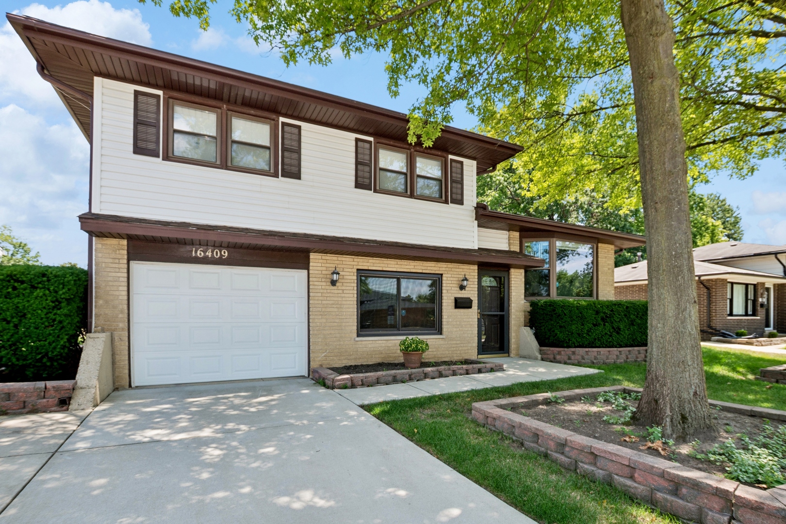 16409 64th Court, Tinley Park, IL 60477