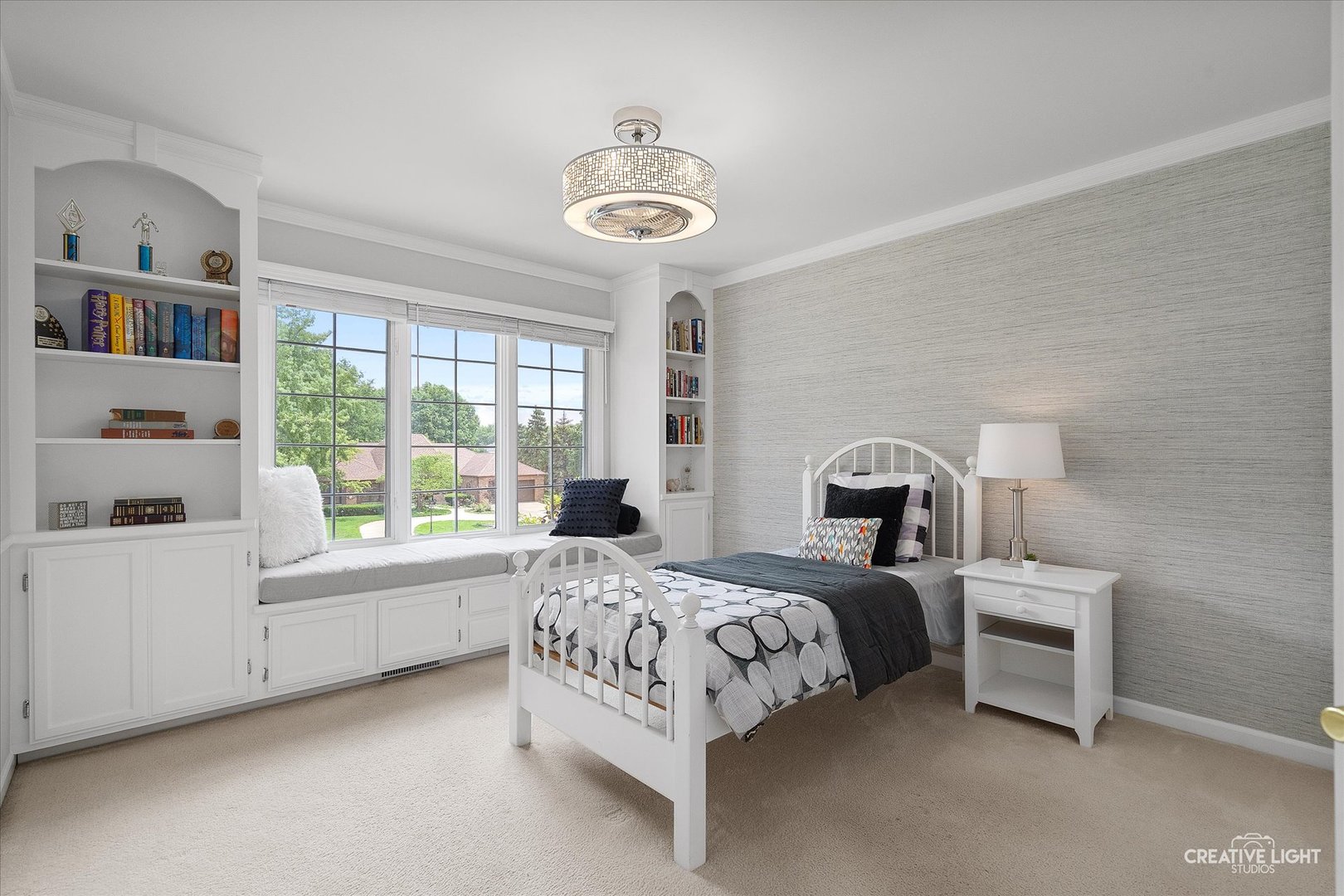 868 Braintree Lane, Bartlett, IL 60103