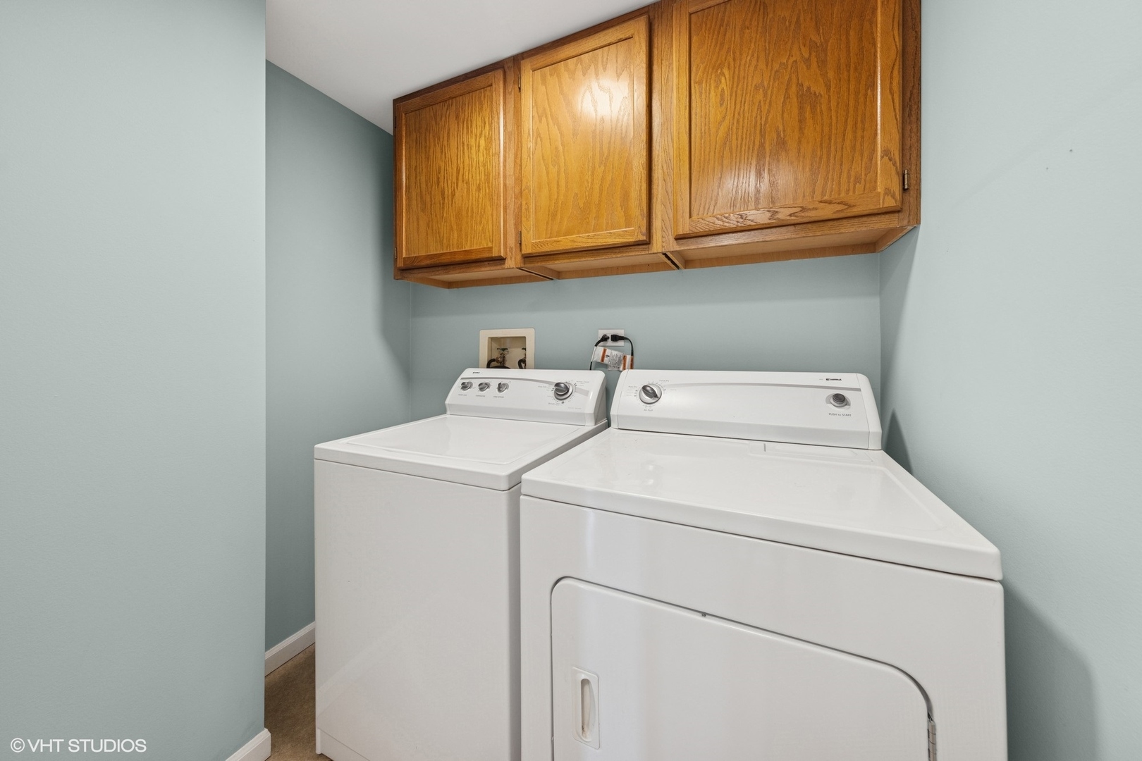 14 S Ashland Avenue #305, La Grange, IL 60525