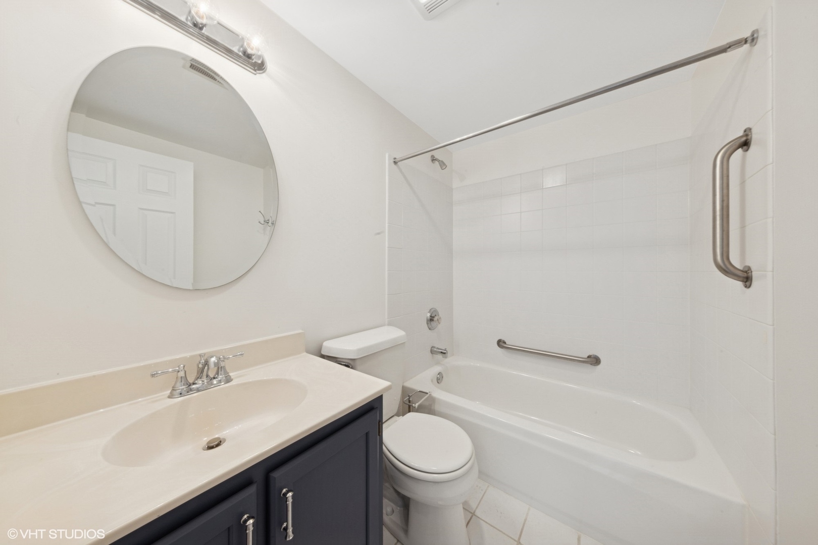14 S Ashland Avenue #305, La Grange, IL 60525