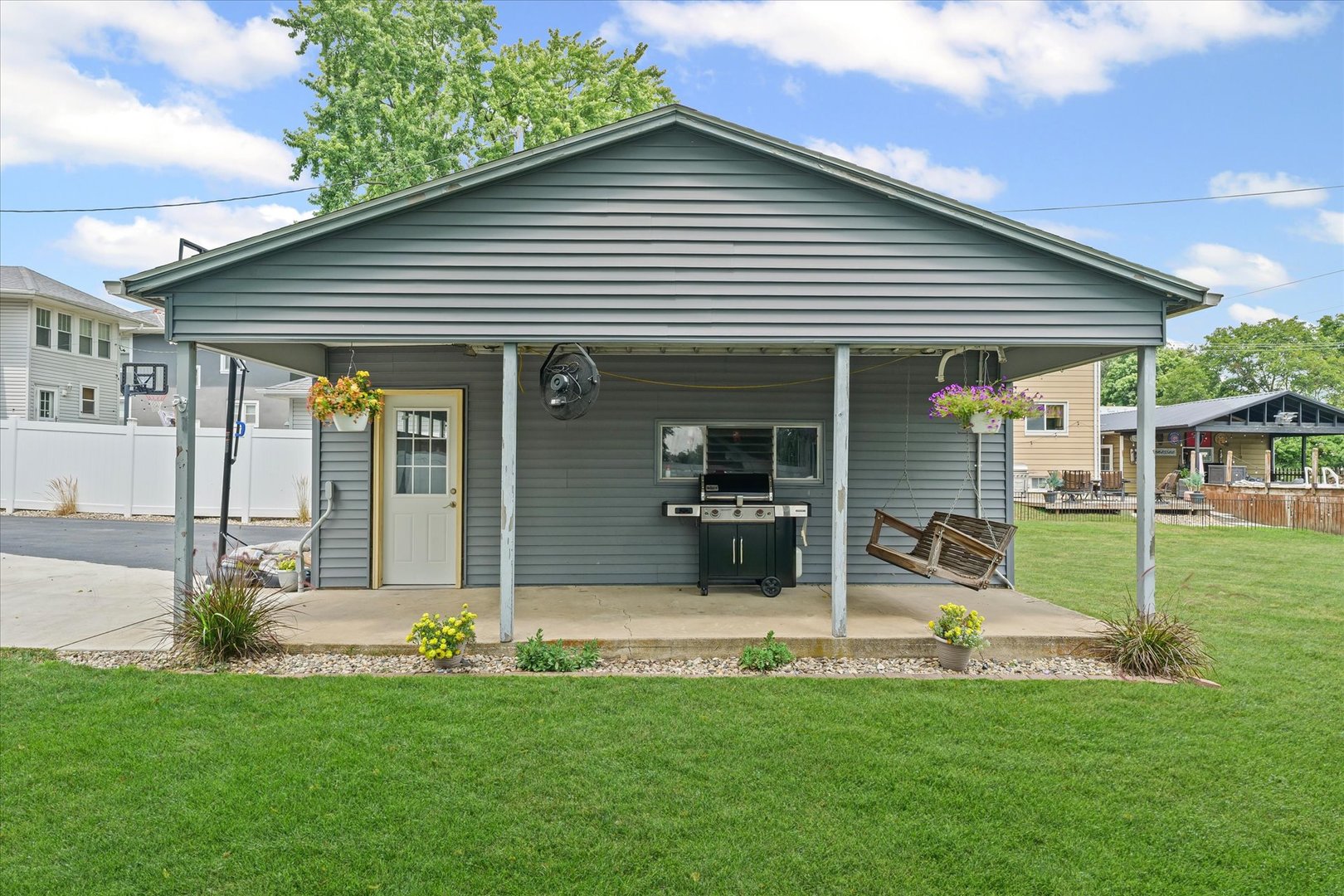 414 N Church Street, Gibson City, IL 60936