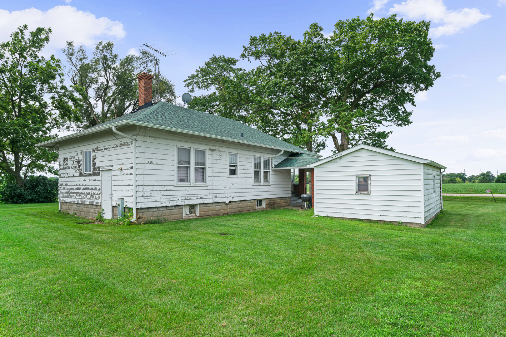 3720 W Sandwich Road, Sandwich, IL 60548
