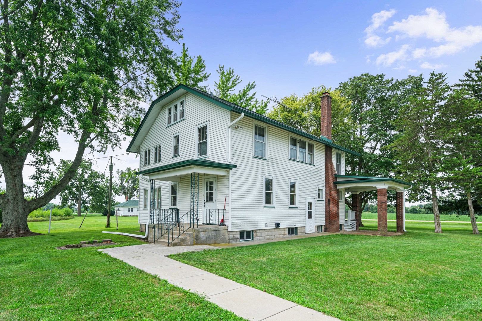 3720 W Sandwich Road, Sandwich, IL 60548