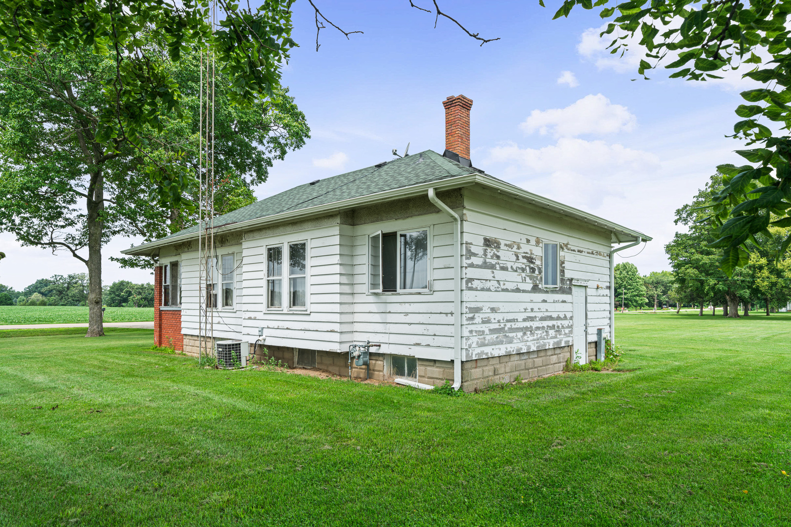 3720 W Sandwich Road, Sandwich, IL 60548
