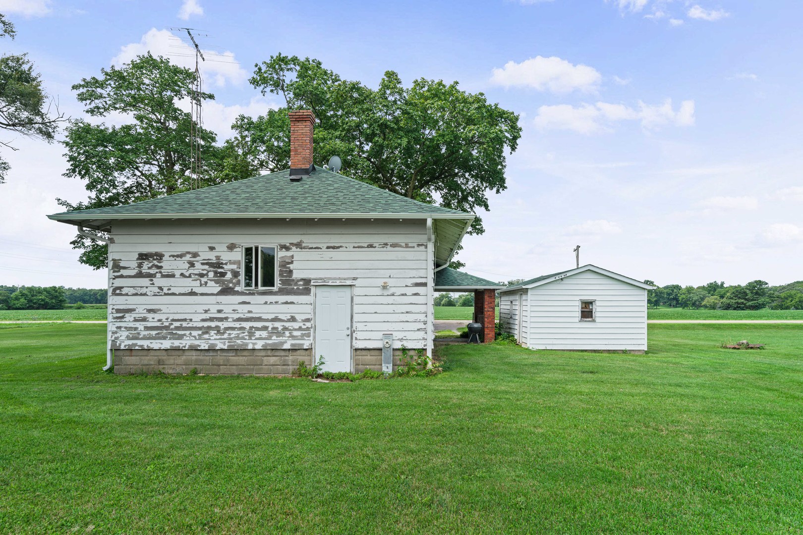 3720 W Sandwich Road, Sandwich, IL 60548