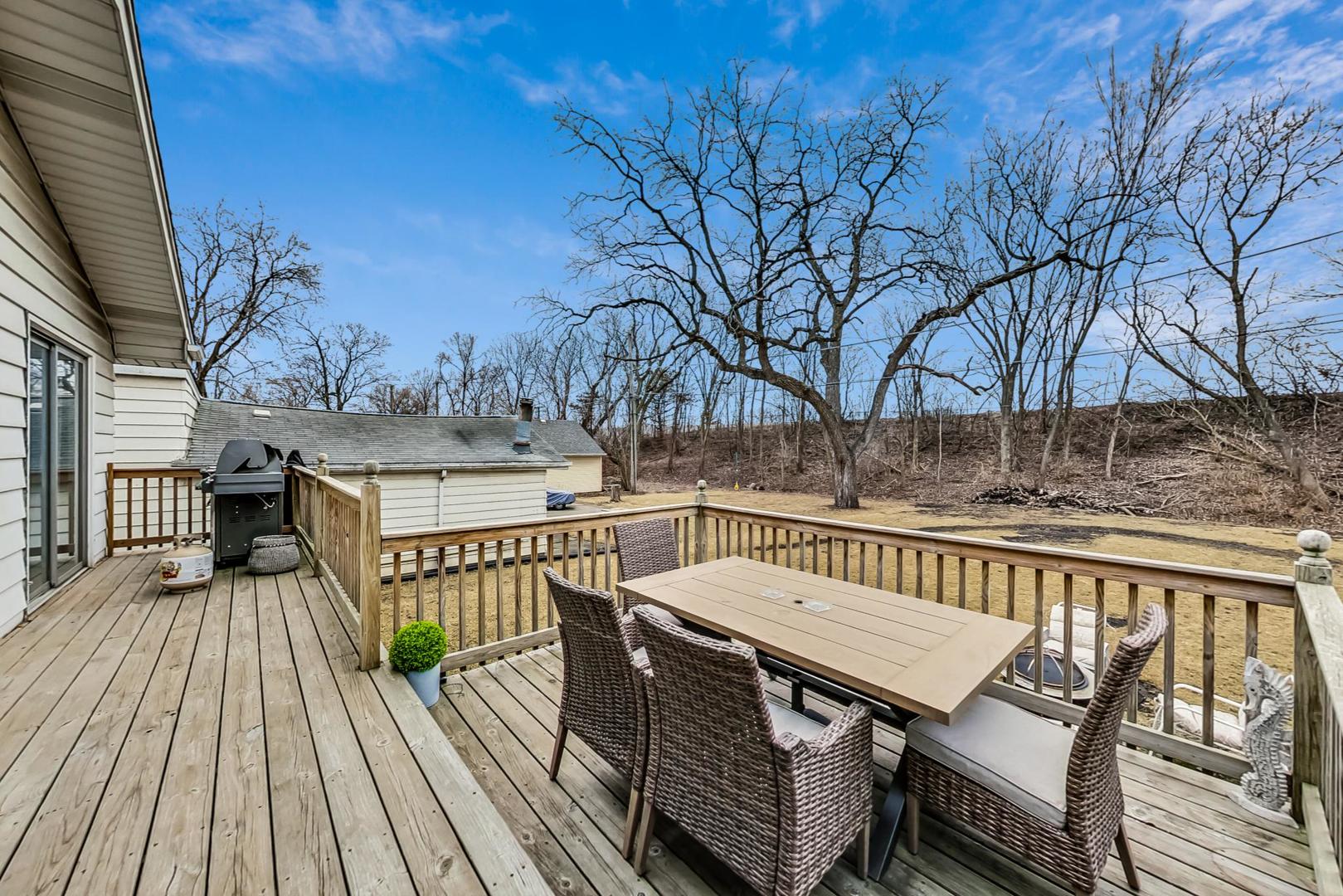 4228 Western Avenue, Western Springs, IL 60558