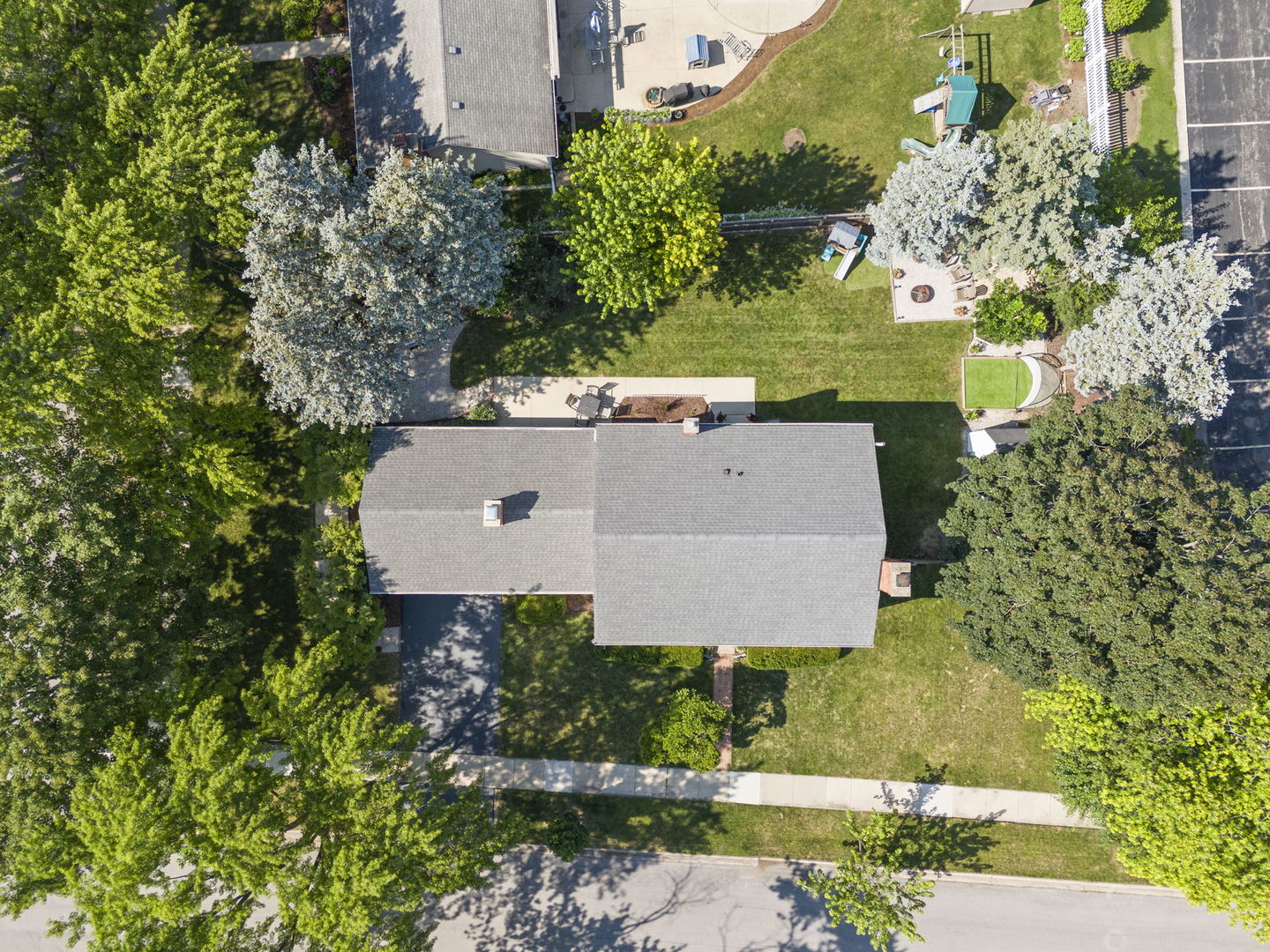 541 Burning Tree Lane, Naperville, IL 60563