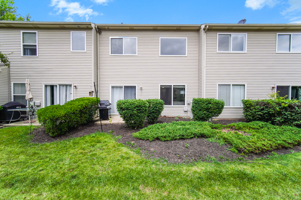 17503 Gilbert Drive, Lockport, IL 60441