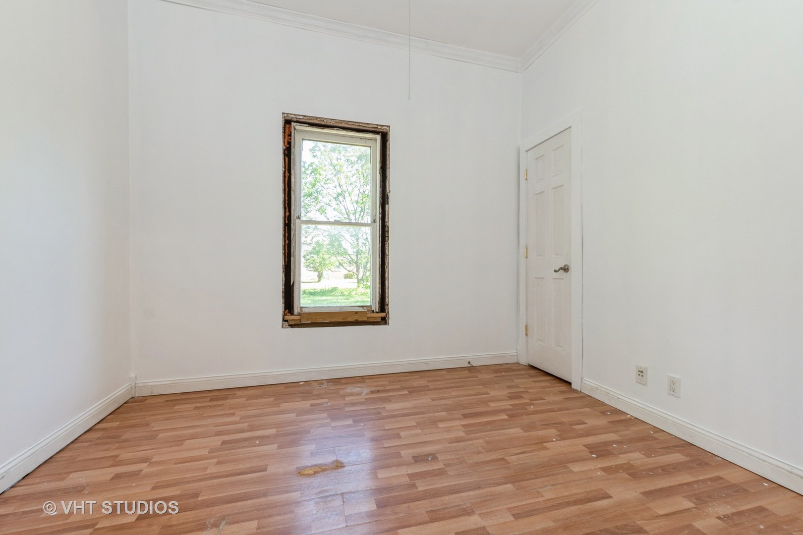 411 Pleasant Street, Joliet, IL 60436