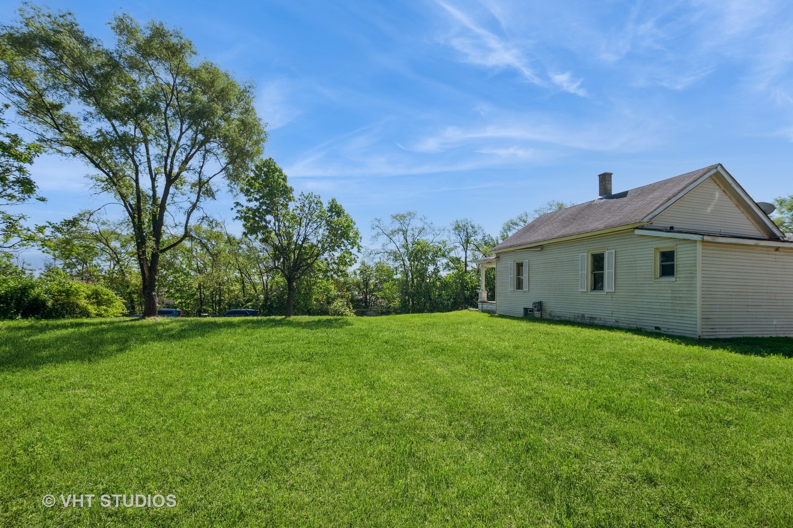 411 Pleasant Street, Joliet, IL 60436
