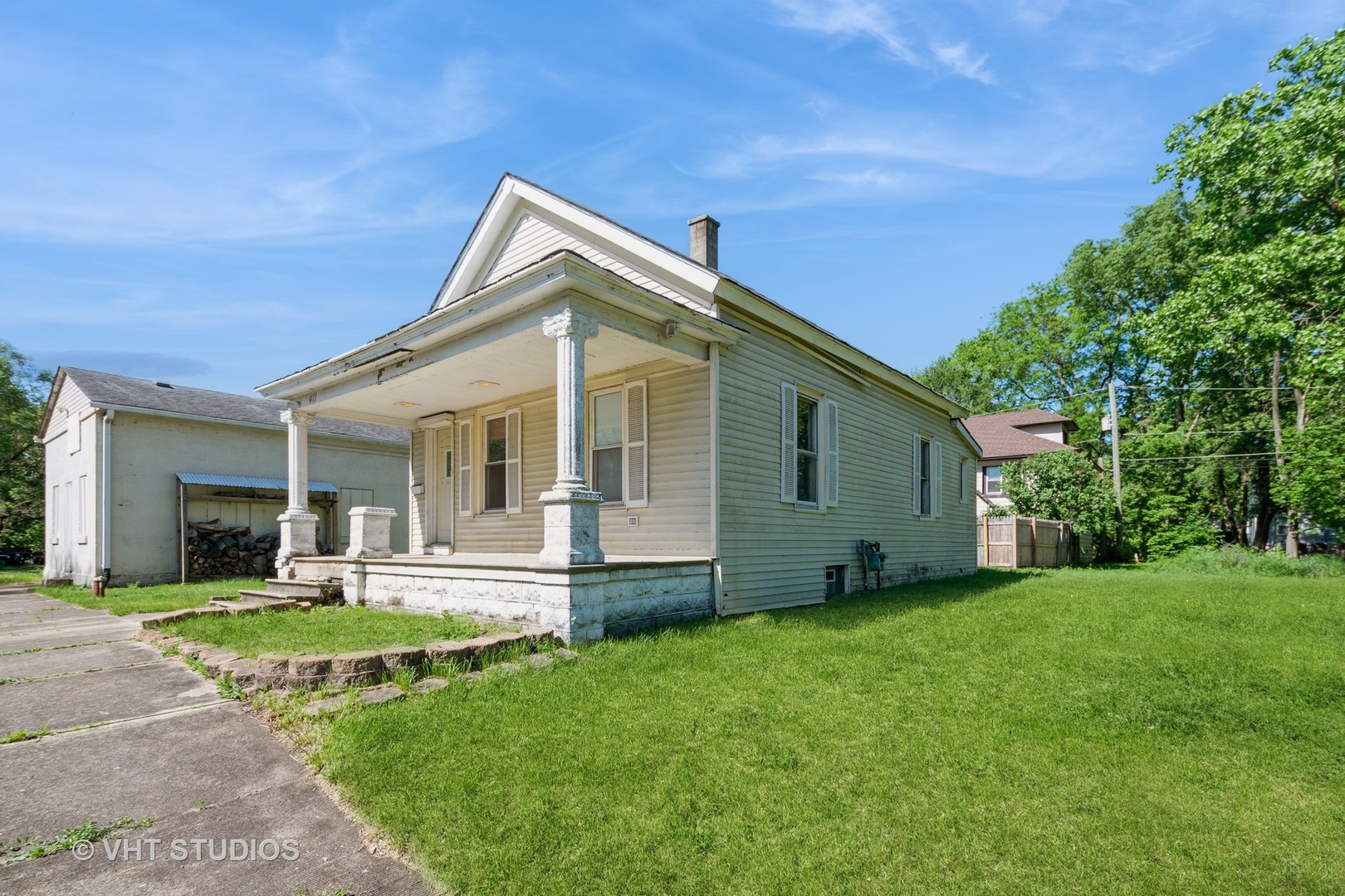 411 Pleasant Street, Joliet, IL 60436