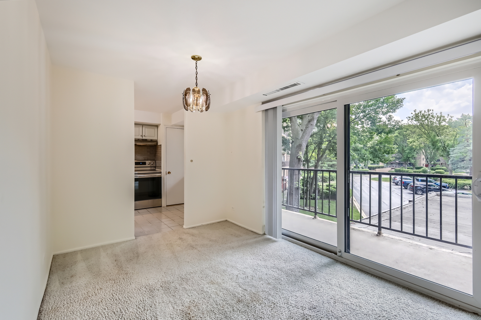 35 S Baybrook Drive #201, Palatine, IL 60074