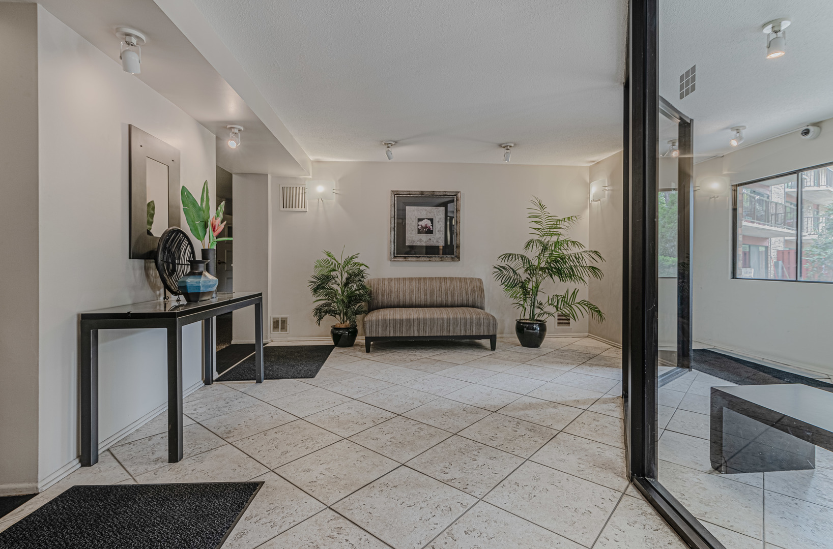 35 S Baybrook Drive #201, Palatine, IL 60074